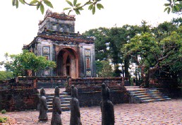 Khai Dinhs mausoleet