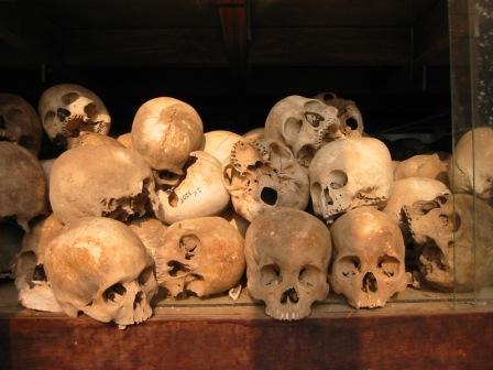 Killing Fields Pol Pot myrdede over 2 mill