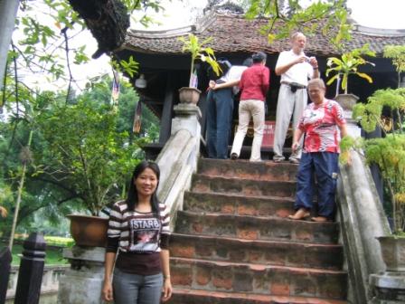  The one-legged pagoda 