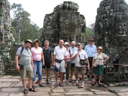 Gruppen + vietnamesiske venner