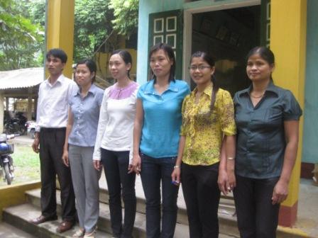  Teachers at Mai Chau school .