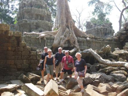 Group at Ta Phrom 