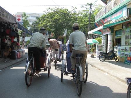 On the road to the station 