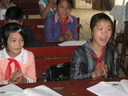 School children in Mau Chau 