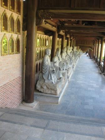 Vietnam's largest pagoda